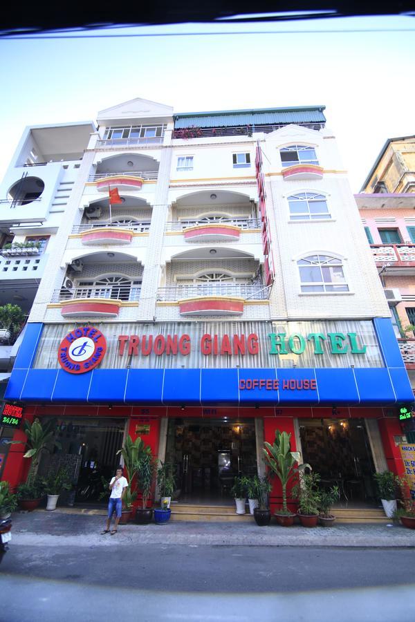 Truong Giang Hotel Ho-Chi-Minh-Stadt Exterior foto